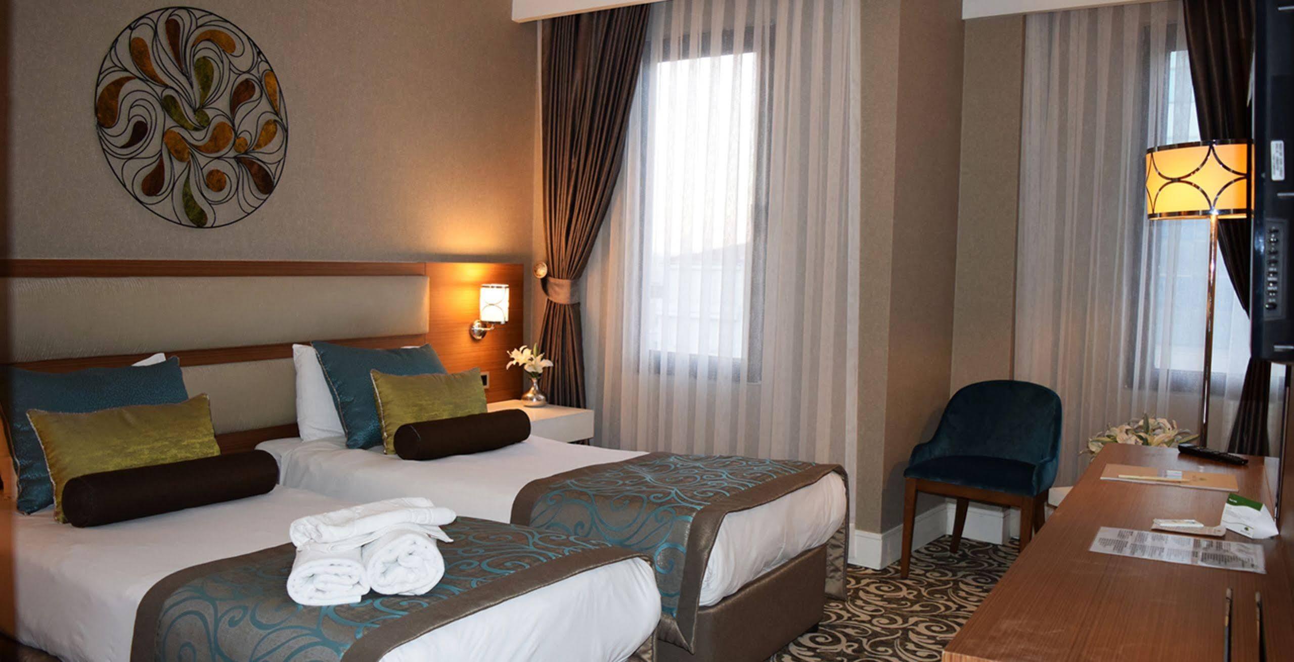 Taksim Line Hotel Estambul Exterior foto